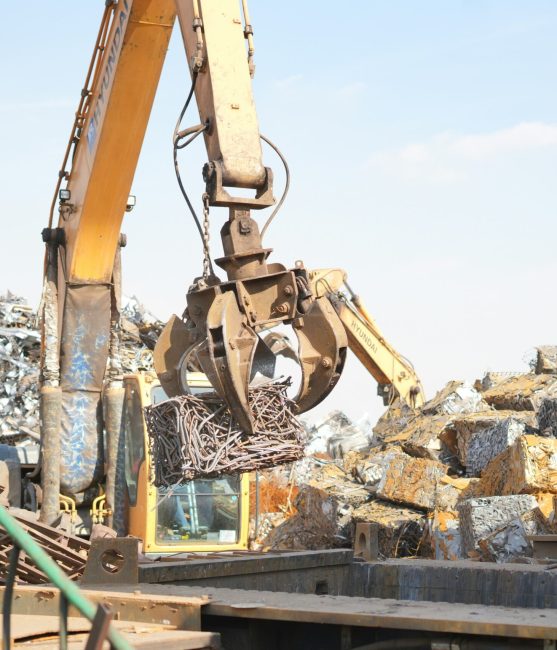 yasin hemmati lp6cbqsr1ek unsplash